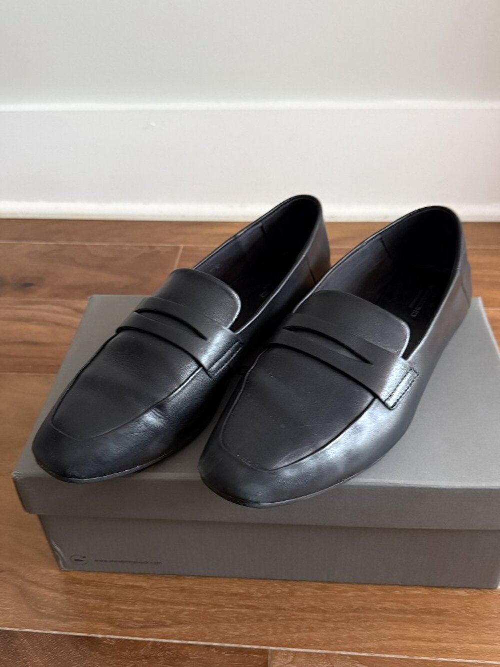 Vagabond soft black loafers